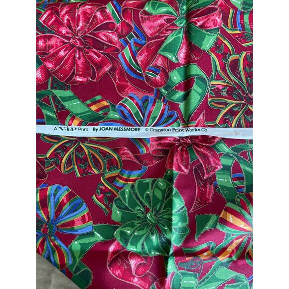 Christmas bow quilt fabric - Picture 3 of 3